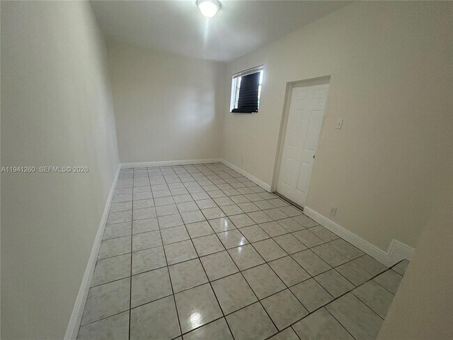 Building Photo - 5225 Mayo St