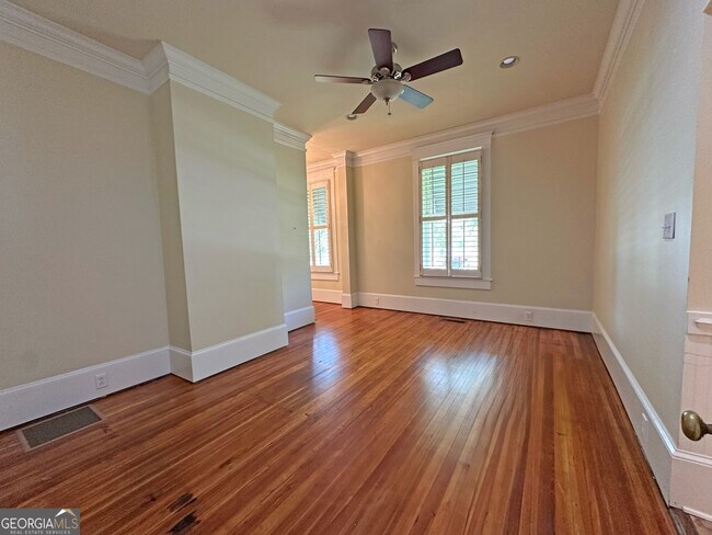 Building Photo - 1010 Oglethorpe Ave