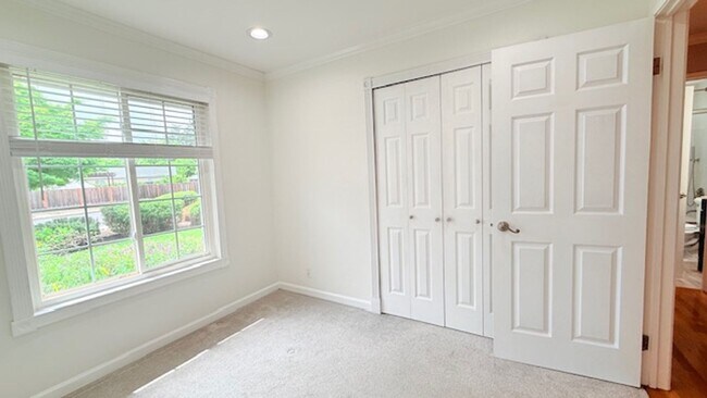 Building Photo - Charming 3BD/2BA, Single-Story, Ranch-Style Home in Broadmoor Area of San Ramon- Available NOW!