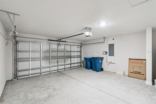 Building Photo - 2358 Friendly Confines Rd