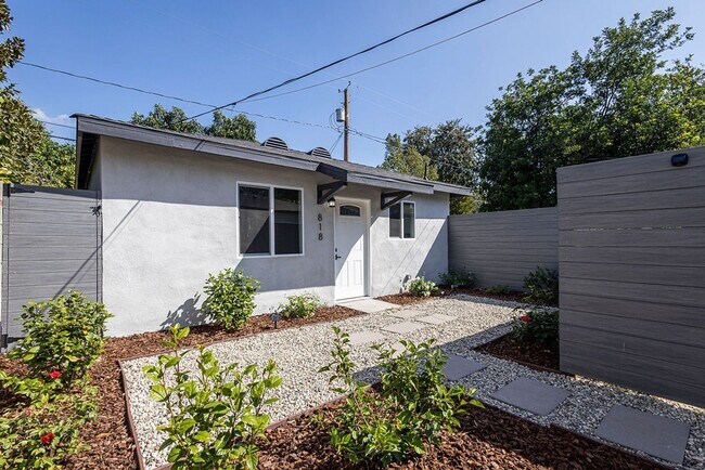 Primary Photo - Keystone