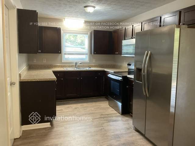 Building Photo - 3848 Chattahoochee Dr