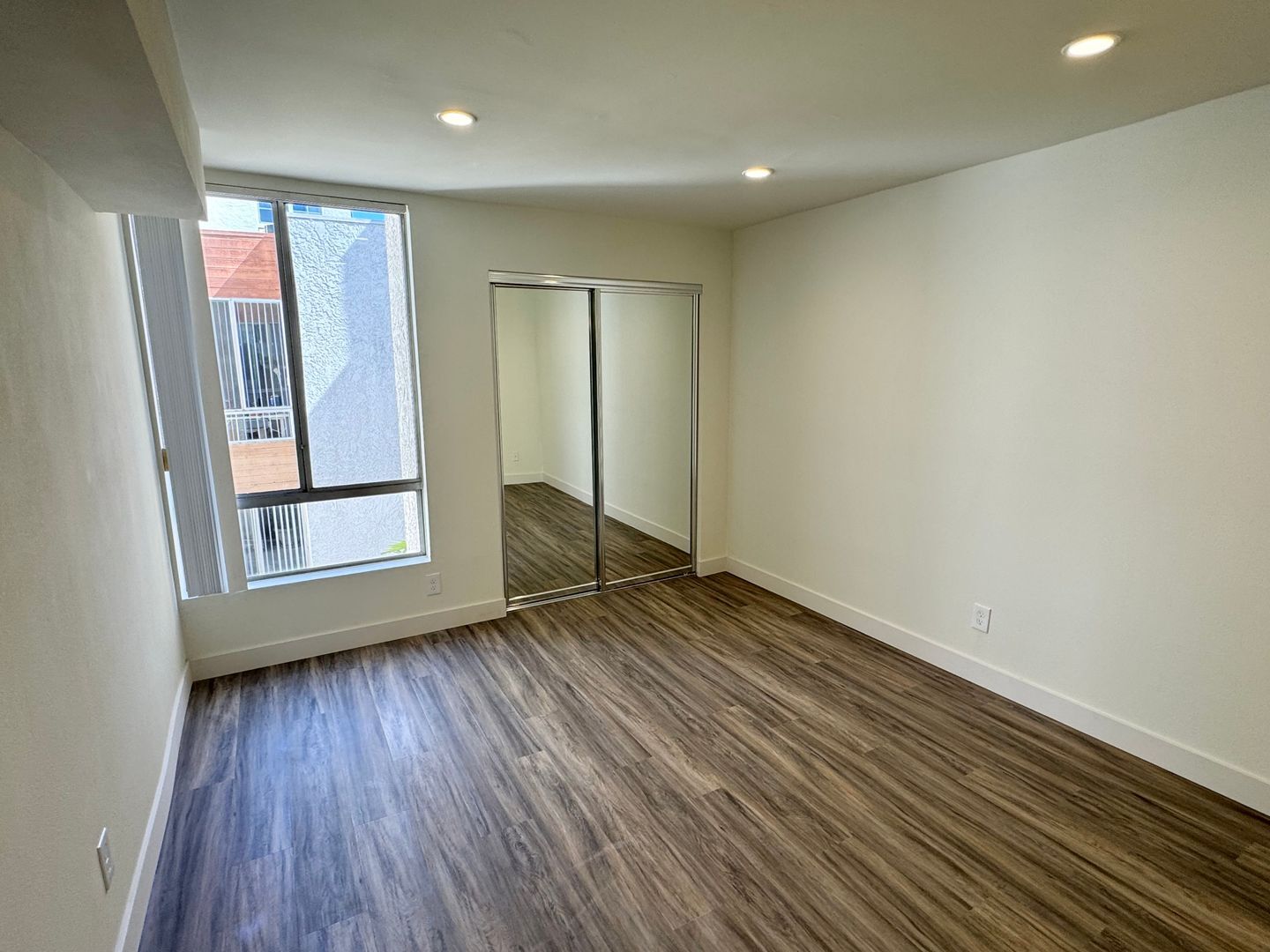 Building Photo - 3715 S Canfield Ave