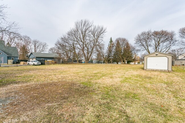 Building Photo - 2868 Brighton Henrietta Town Line Rd