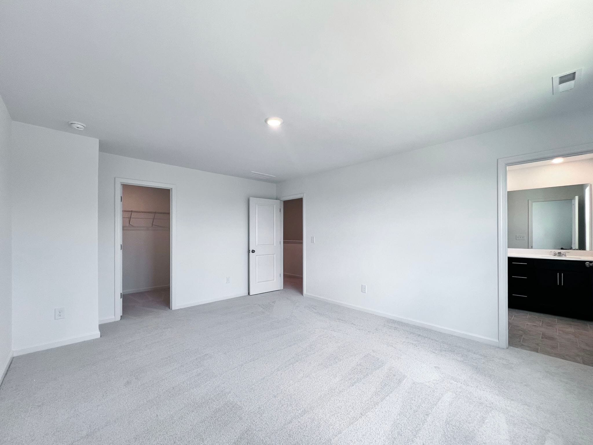 Building Photo - 1421 Jay Rd
