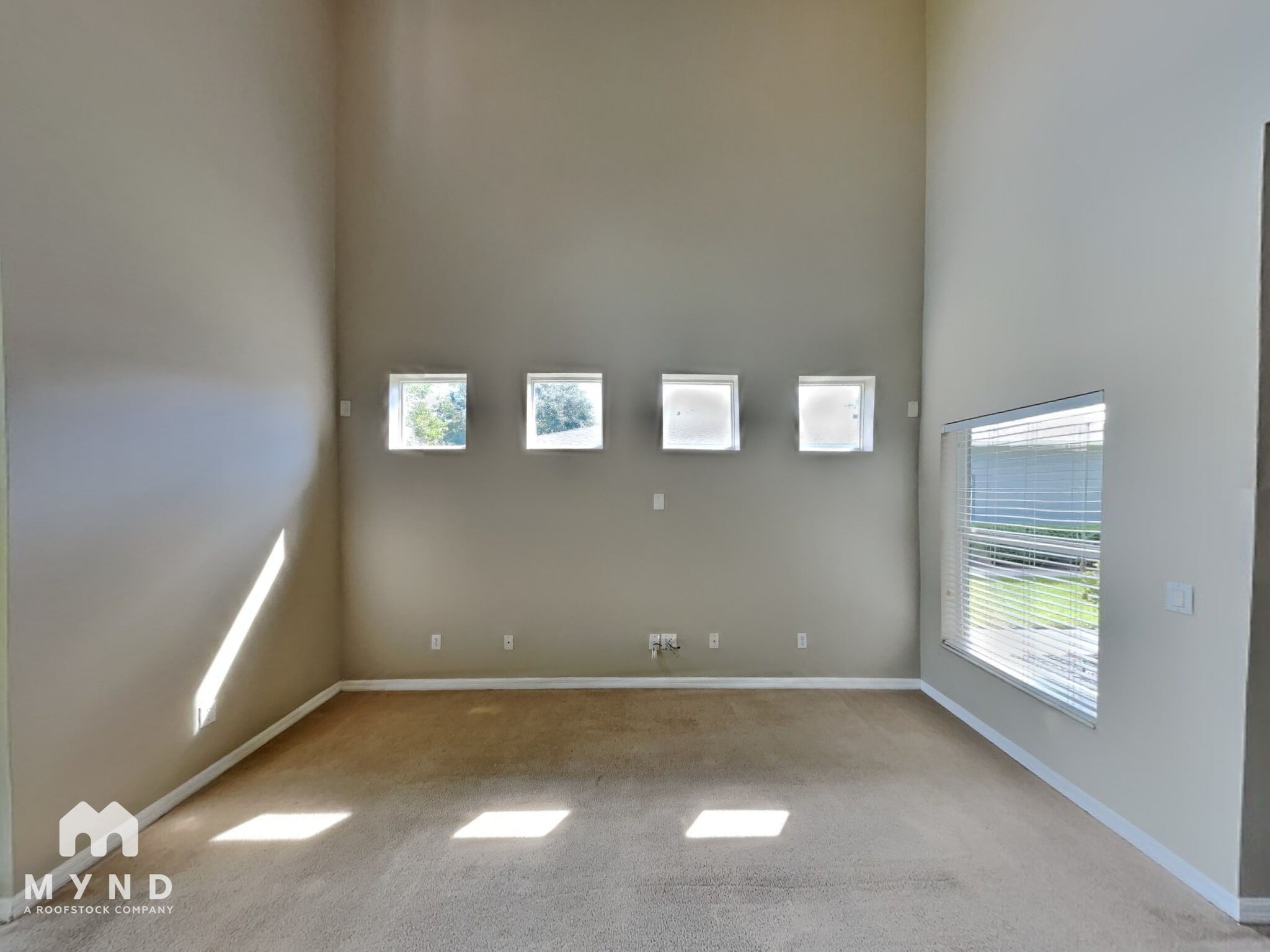 Building Photo - 1460 Travertine Terrace