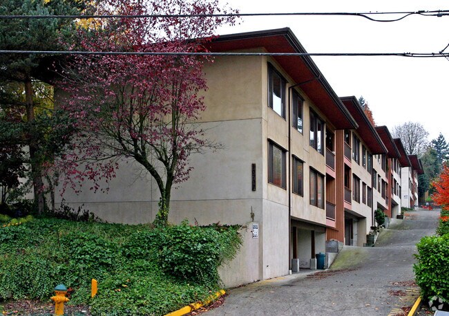 Building Photo - Arbutus Apartments