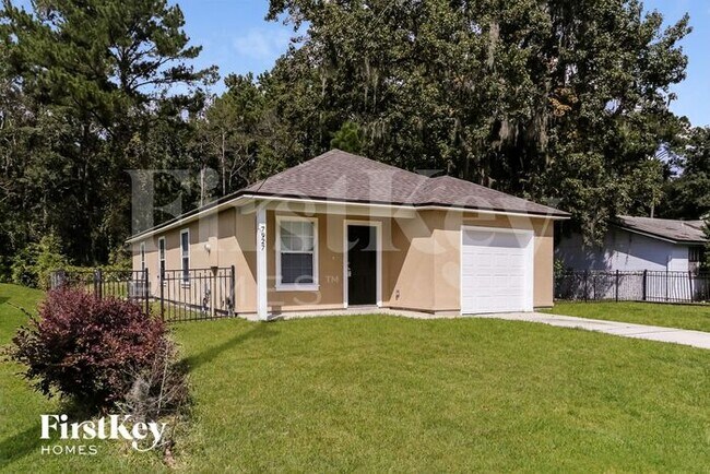 Building Photo - 7927 Jasper Ave