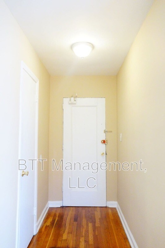 Building Photo - 4013 38th St