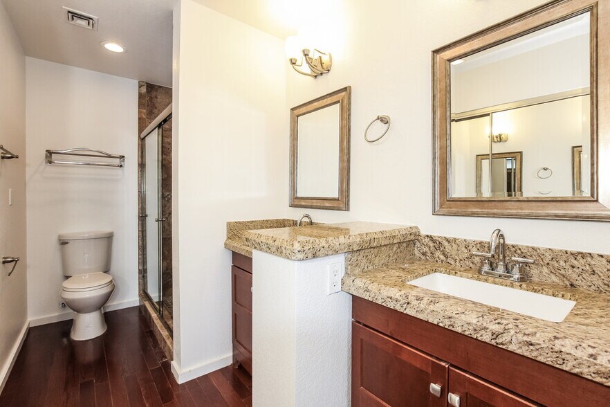 Building Photo - 4453 W Oraibi Dr
