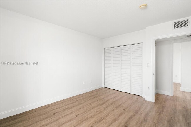 Building Photo - 900 SW 8th St