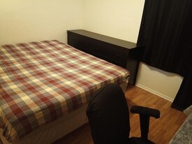 Building Photo - 4000 SW 23rd