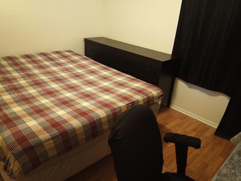 Primary Photo - 4000 SW 23rd St