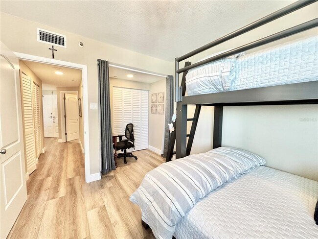 Building Photo - 1520 Gulf Blvd