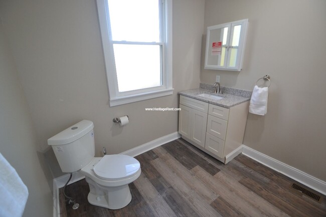 Building Photo - Lease Purchase for Evanston 5 Bedroom 3 Ba...