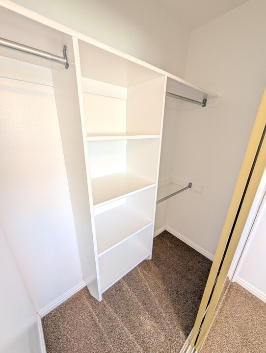 Building Photo - 361 E 1420 S