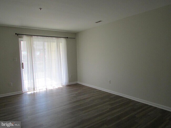 Building Photo - 3104 Caitlins Way