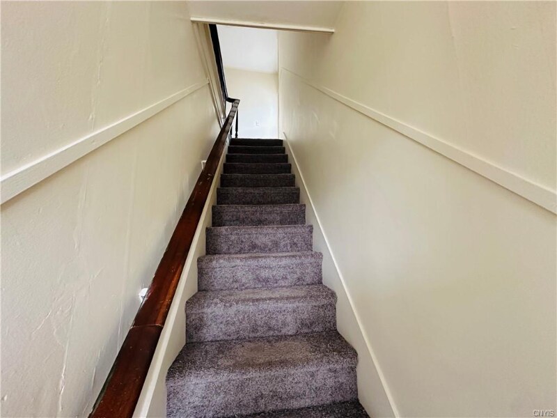 Building Photo - 64 E 5th St