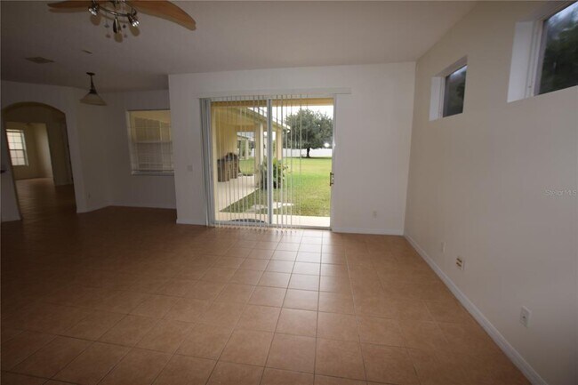 Building Photo - 2604 Lutza Way