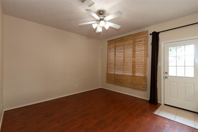 Building Photo - 25227 Boulder Bend Ln