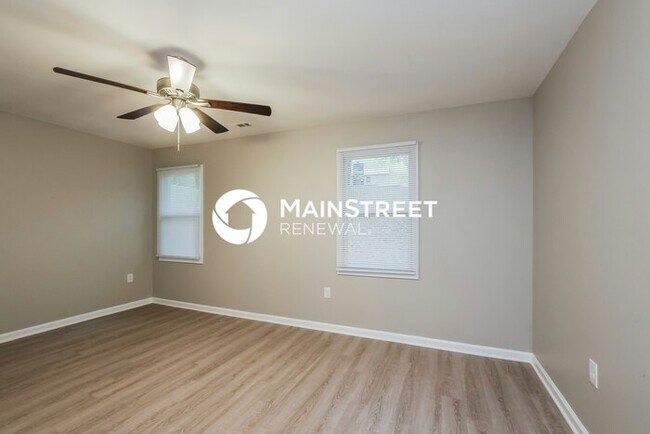 Building Photo - 4 Bedroom Pet-Friendly Home in Charlotte, ...