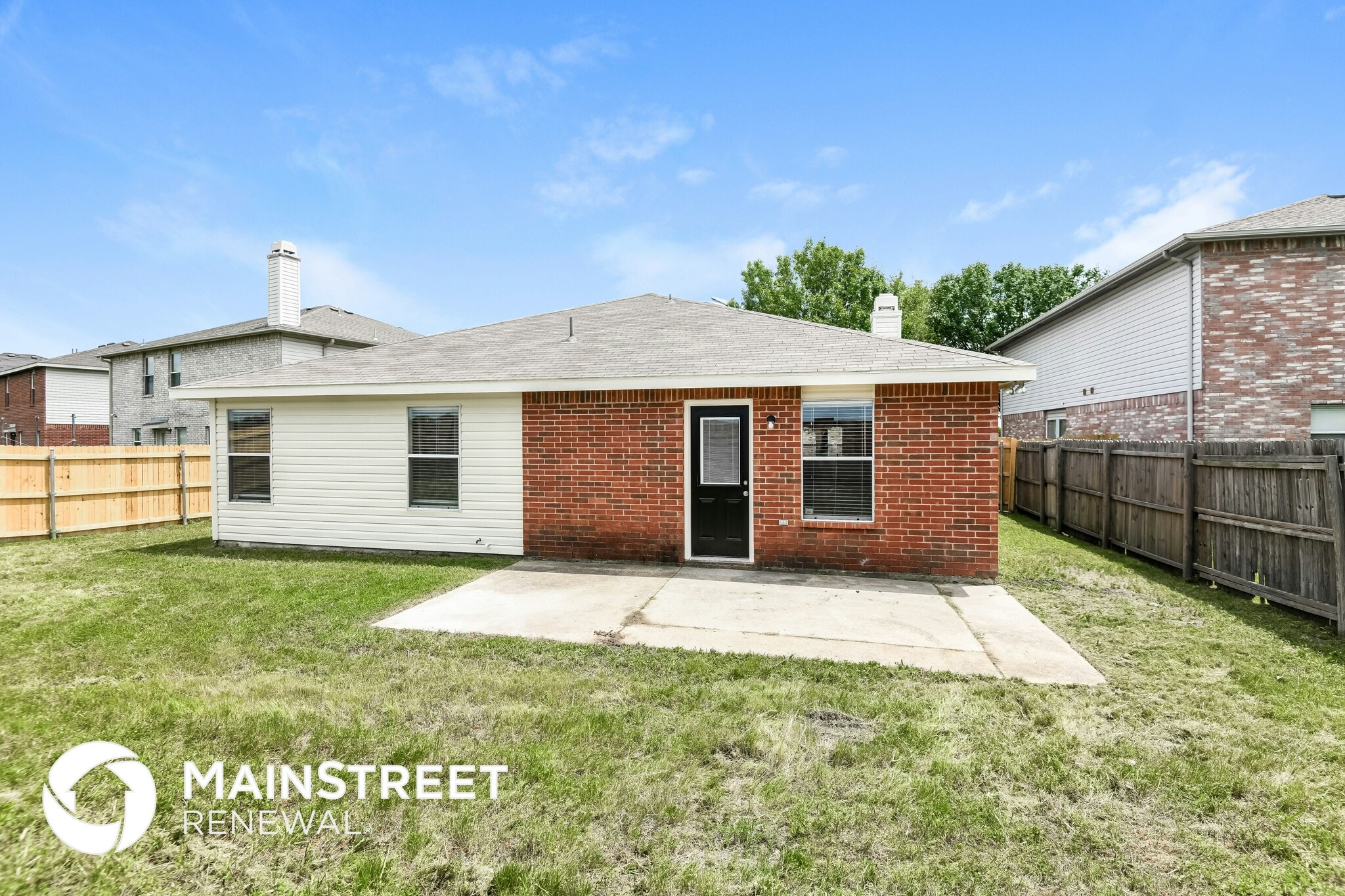 Building Photo - 6051 Guilia Dr
