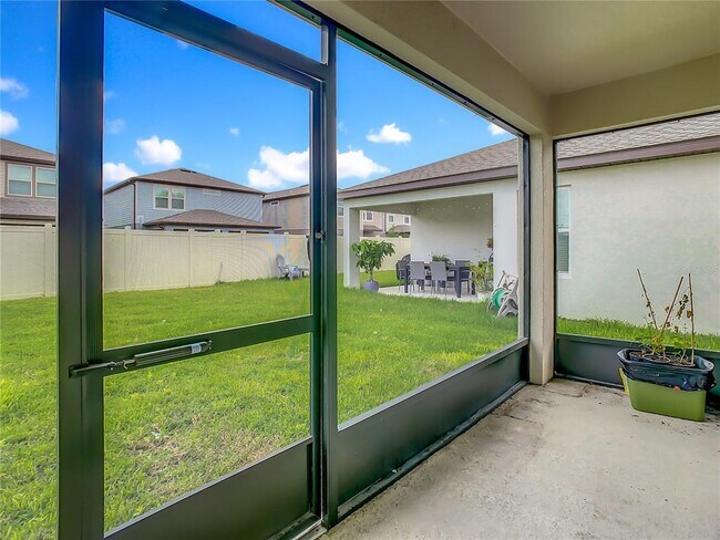 Building Photo - 30344 Marquette Ave