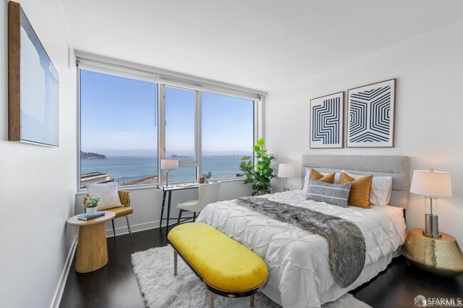 Building Photo - 501 Beale St