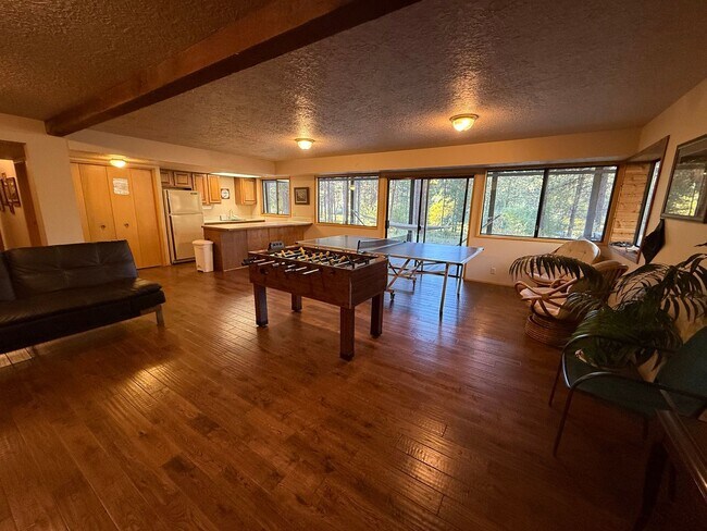 Building Photo - Furnished Riverfront Cabin on the Spring River – 4 Bedrooms, 3 Bathrooms 2,300 sq. ft. | Fully Fu...