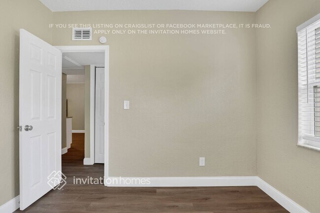 Building Photo - 142 Country Club Cir