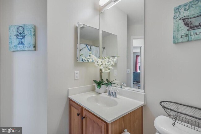 Building Photo - 642 Belmont Bay Dr