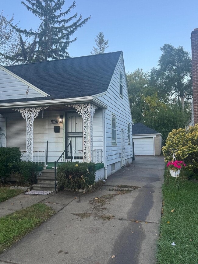 Building Photo - 20477 Manor