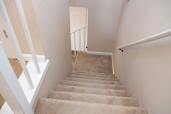 Building Photo - Half off first month rent move in special!