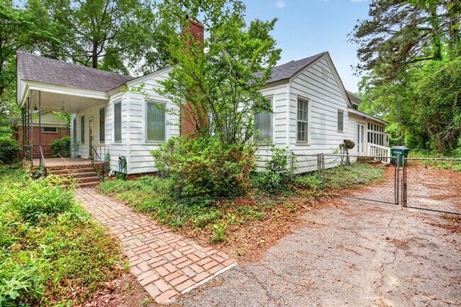Building Photo - Find Your Home in Cayce