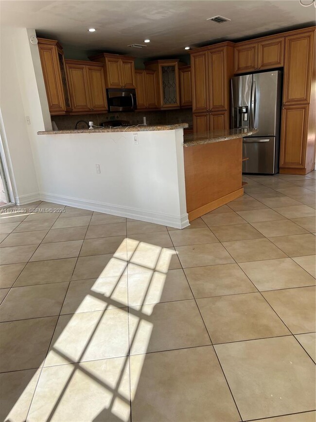 Building Photo - 158 SW 96th Ct