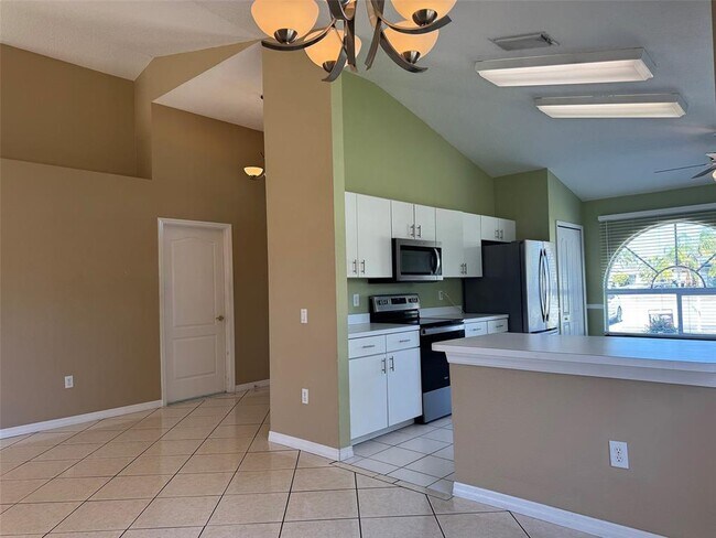 Building Photo - 3425 Canteen Ct