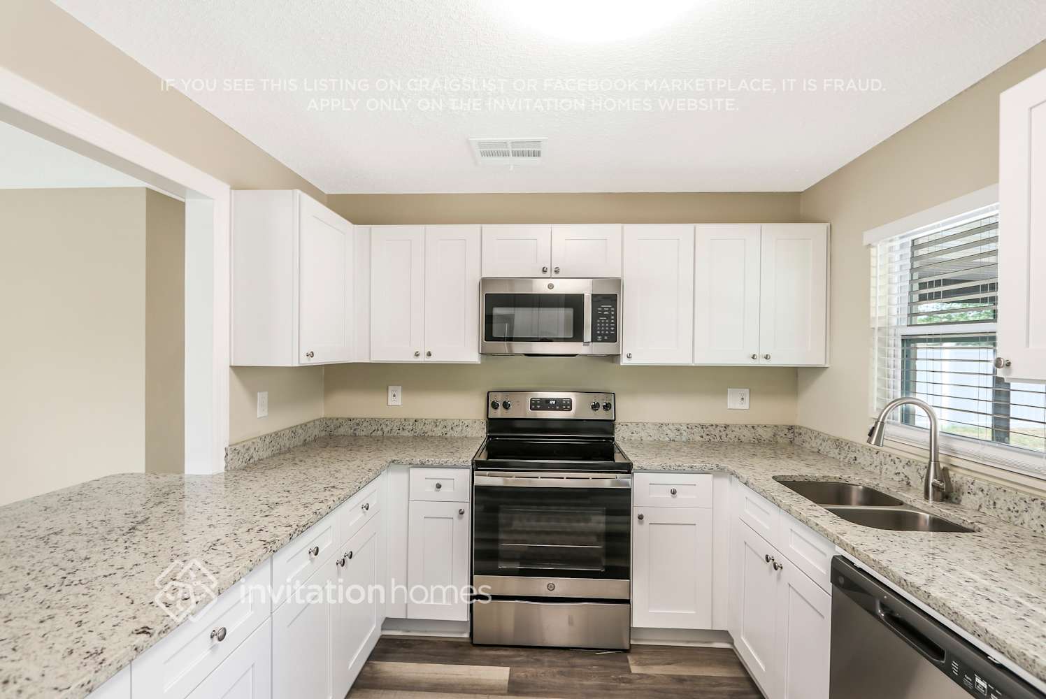 Building Photo - 3526 Martell St
