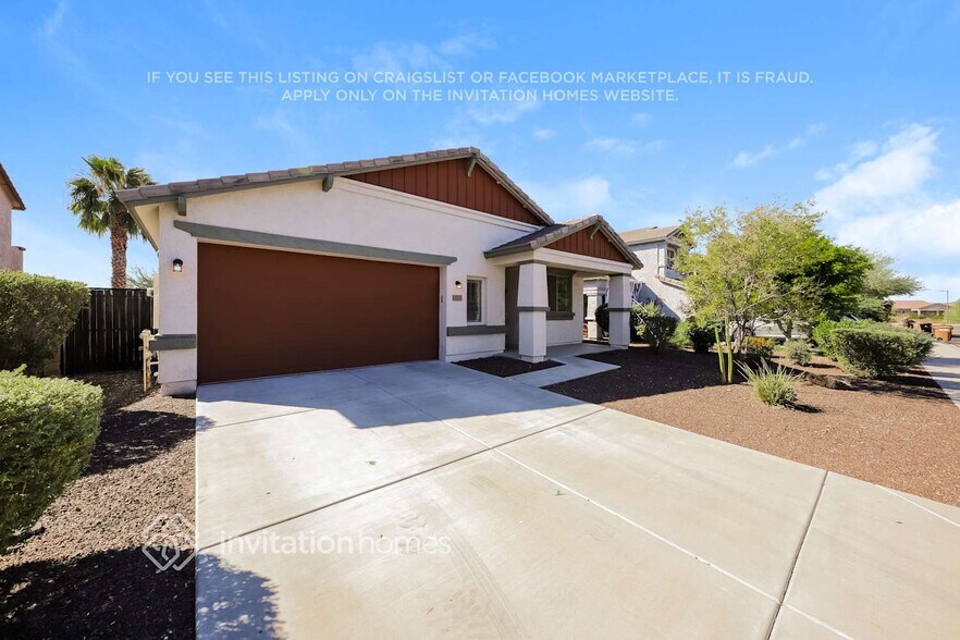 Building Photo - 12737 W Pasaro Dr