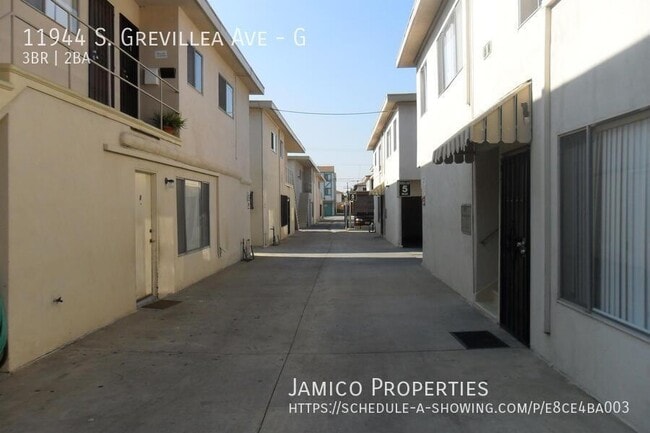 Building Photo - 11944 S Grevillea Ave