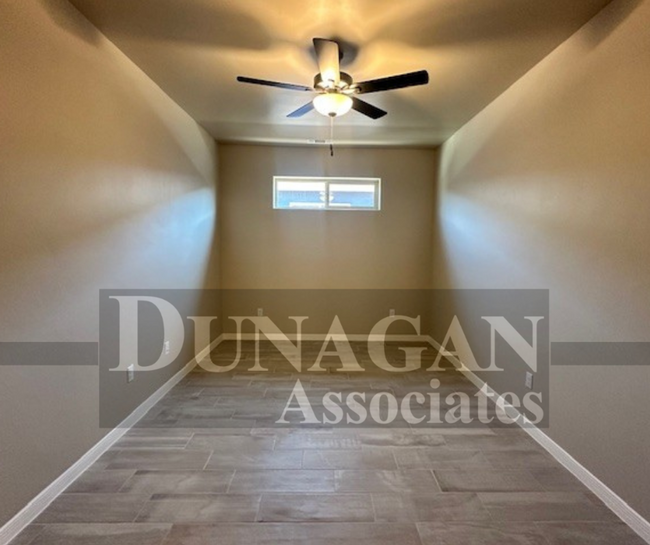 Building Photo - The Luke floor plan 3 Bedroom 2 bath Water...