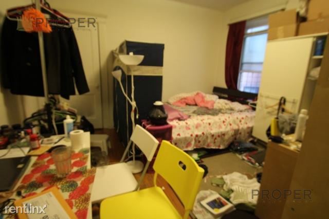 Building Photo - 464 Park Dr