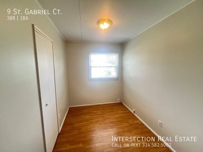 Building Photo - 9 St Gabriel Ct