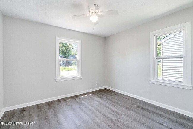 Building Photo - 2637 Olive St