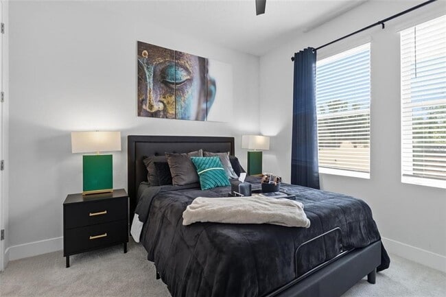 Building Photo - 2511 N Grady Ave