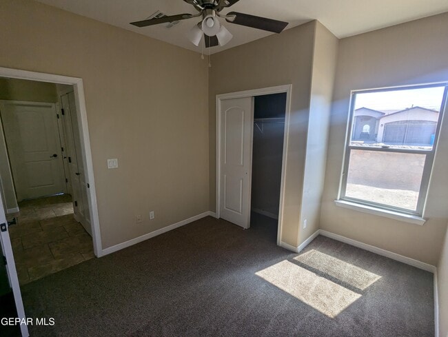 Building Photo - 1001 Half Moon Pass