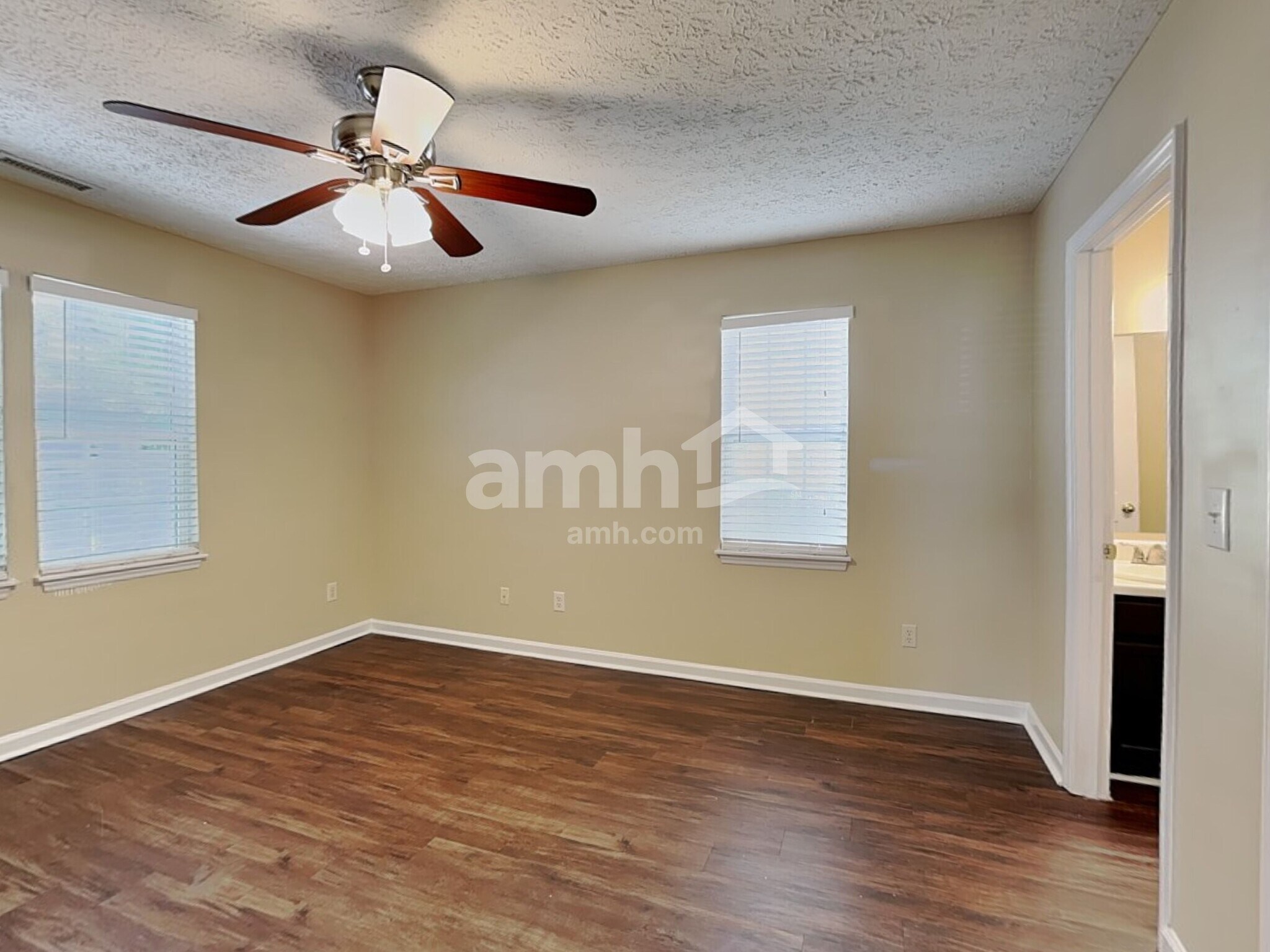 Building Photo - 6907 Havenwood Dr
