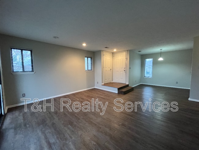 Building Photo - 2971 Horseshoe Bend Dr