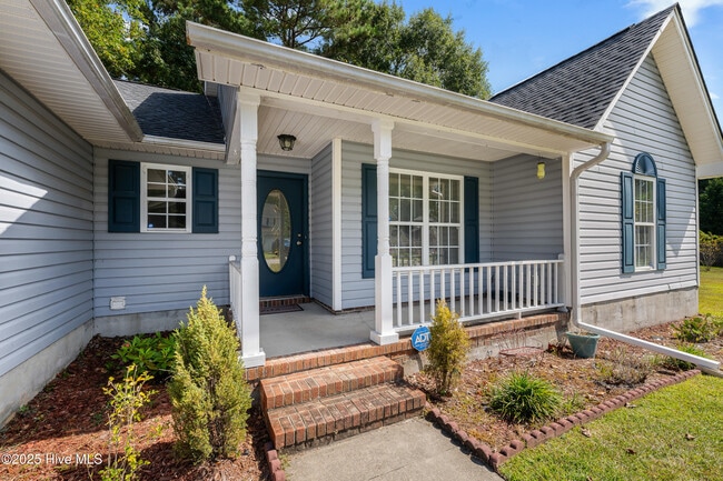 Building Photo - 200 Druid Ct
