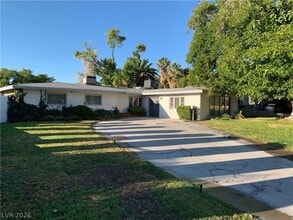 Building Photo - 2901 Burton Ave