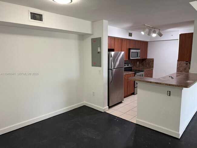 Building Photo - 15460 SW 284th St